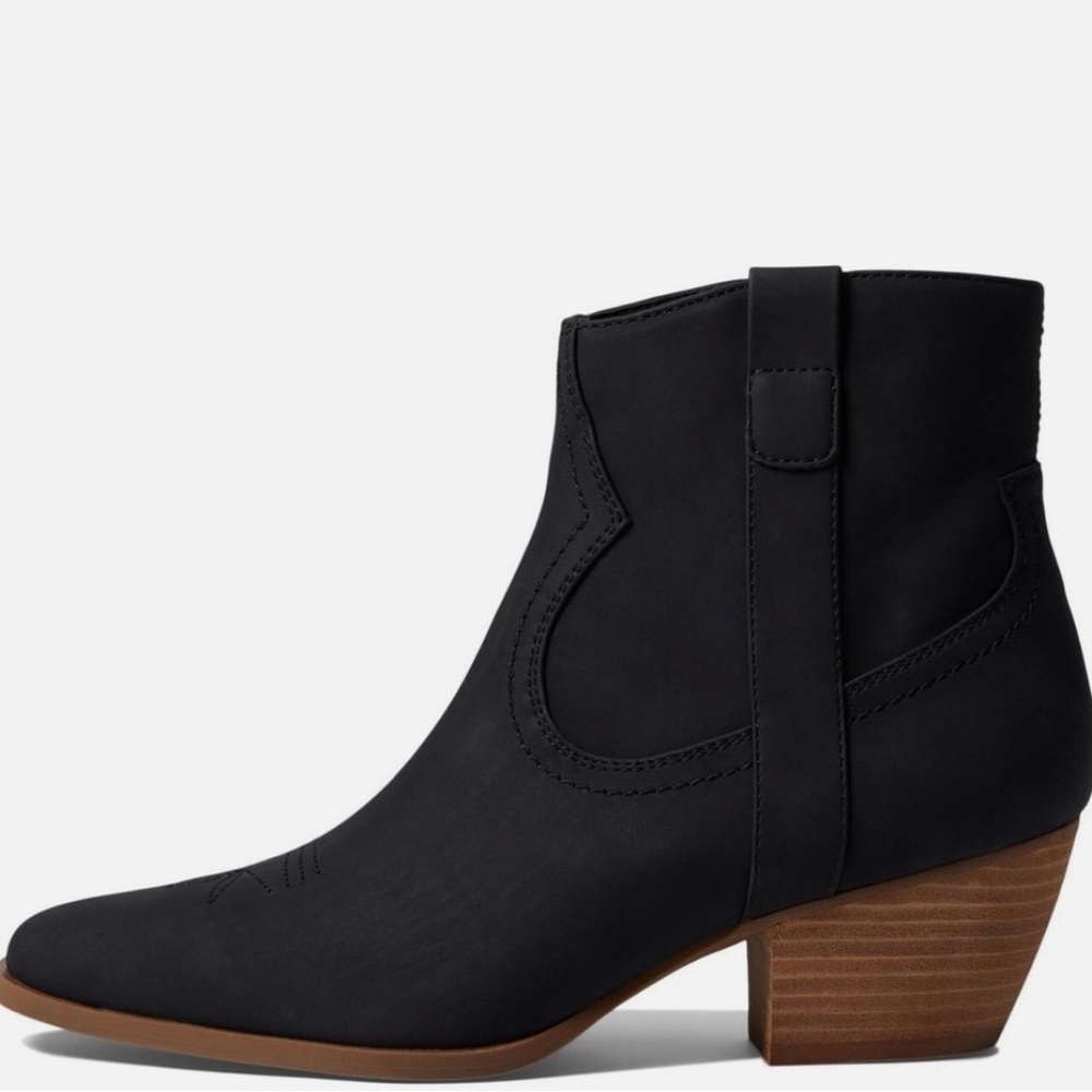 NWT DV by Dolce Vita pueblo Western Boot